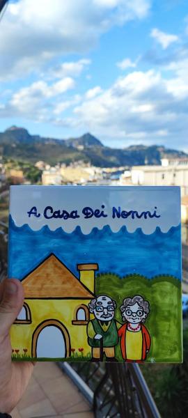 A casa dei nonni, Giardini Naxos